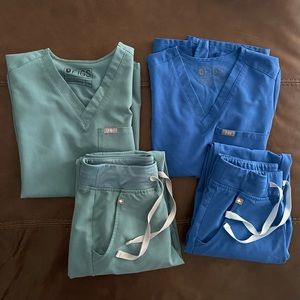 Royal Blue & Hydrogreen figs set